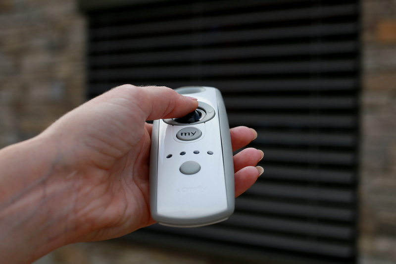 Außenbeschattung mit Fernsteuerung